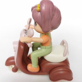 تصویر موتور بازی مدل قدرتی دختر سه چرخ سوار 