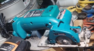 تصویر کاتاف یا اره برش مدور گرد بر دیسکی ماهواره ای سرامیک بر کاشی بر شارژی ماکیتا آمریکا اصلی مدل Makita 4191D در حد نو 