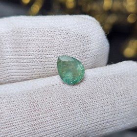 تصویر نگین سنگ طبیعی زمرد معدنی زامبیا کد 36477 