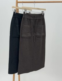 تصویر دامن بافت جیب‌دار 