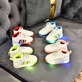 Tenis 2025 led adidas