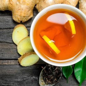 تصویر چای سیاه وزنجبیل نیوشا با بسته بندی شیک ۲۰ ساشه Ginger + Blake tea