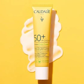 تصویر ضد آفتاب کدلی SPF50 حجم 40 میلی لیتری 