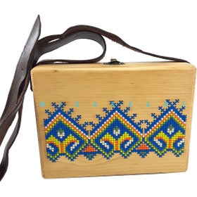 تصویر کیف چوبی شماره دوزی رودوشی با بند چرمی کد GIN-1302 