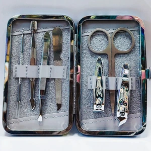 تصویر فروشگاه آرایشی و بهداشتی گل بندر