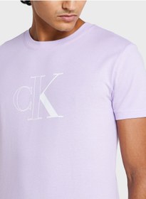 تصویر تی‌شرت گردن گرد لوگو برند calvin klein jeans Logo Crew Neck T-Shirt