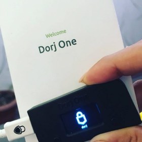 تصویر کیف پول سخت افزاری درج وان ا Dorj One Hardware Wallet Dorj One Hardware Wallet