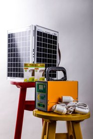 تصویر پکیج روشنایی همراه خورشیدی مدل DN100 solar package type DN100