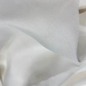 تصویر پرده حریر کرپ رنگ سفید 