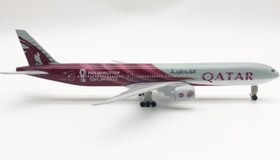 تصویر ماکت هواپیما بوئینگ 777 قطر | Airplane Model 20CM Boeing 777 Qatar Airways 