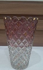 تصویر گلدان کریستال رنگی قدیمی آمریکایی با دانه‌های رنگی 