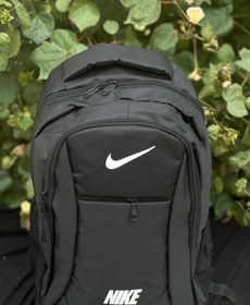 تصویر کوله مشکی نایک 