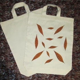 تصویر ساک خرید نان طرح برگ های پاییزی 