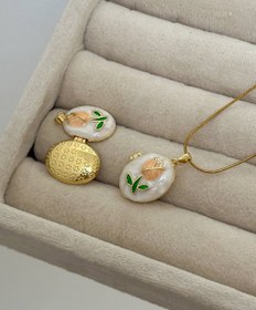 تصویر لاکت گل لاله - زنجیر ماری 