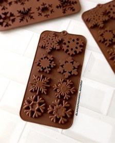 تصویر قالب سیلیکونی شکلات طرح دونه برف 