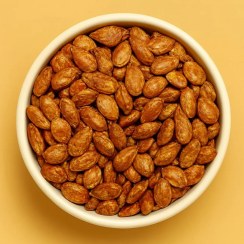 تصویر تخمه ژاپنی دستچین 