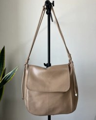 تصویر کیف دوشی بزرگ شل برگردون دار مدل سارن 