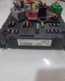 تصویر جعبه فیوز BSI مناسب پژو ۲۰۶ و ۲۰۷ استوک اصلی 