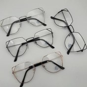 تصویر عینک طبی بلوکات مدل گربه‌ای ۲۰۲۴ فریم فلزی 
