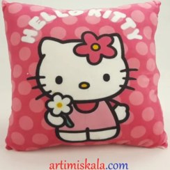 تصویر کوسن دخترانه هلوکیتی 