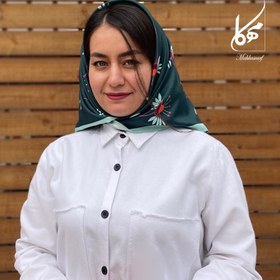 تصویر مینی اسکارف ابریشم توییل ابعاد ۷۰*۷۰ (شاپرک) 