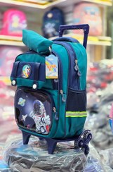 تصویر کوله چرخدار فضانورد 