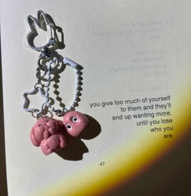 تصویر آویز خرگوش ساده - مشکی / آبی / خرگوش 