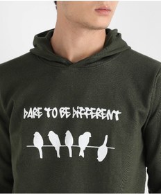 تصویر هودی مردانه سبز جنگلی با جیب کانگورویی - متفاوت بودن را انتخاب کنید برند campus sutra Men's Forest Green Dare To Be Different Hoodie With Kangaroo Pocket