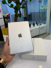 تصویر آیپد نسل 6 / 2018 /کارکرده / باتری 94 IPAD SERY 6/ 128 GIG/ WIFI