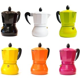 تصویر موکاپات ۳ کاپ هوم رنگی 