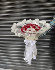 تصویر دسته گل دور شیری طرح مهناز 