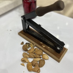 تصویر گردوشکن 