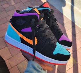 تصویر نایک ایر جردن ۱ ساقدار آبنبات رنگی Nike air jordan 1 mid candy 