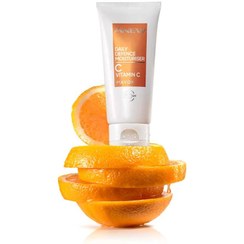 تصویر لوسیون ضدآفتاب ویتامین سی تقویت کننده و مرطوب Avon anew Vitamin C Invigorating SPF50