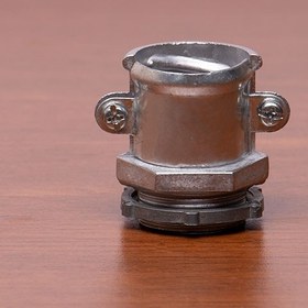 تصویر گلند فلزی ۲۱ دو پیچ Pg 21