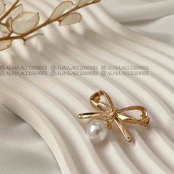 تصویر گلسینه پاپیون کوچک طلایی 