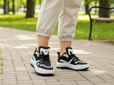 تصویر کتونی میانه مدل امیری 