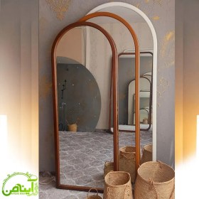 تصویر آینه قدی چوبی مدل گنبدی 