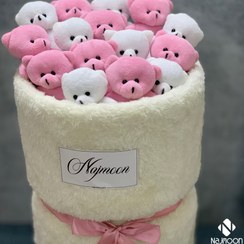 تصویر بوکت عروسکی خرسی صورتی و سفید – هدیه‌ای رمانتیک و ماندگار 