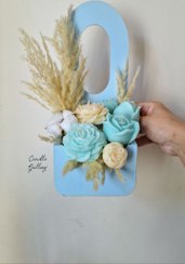 تصویر باکس گل شمعی آبی-کرمی 