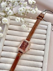 تصویر ساعت بولون بند چرم قهوه‌ای صفحه قهوه‌ای 