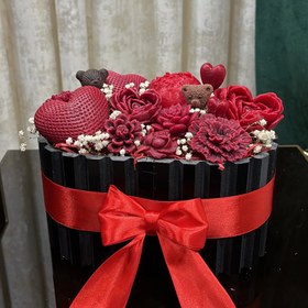 تصویر باکس گل جاودان شمع ولنتاینی Valentine's Day Candle Eternal Flower Box