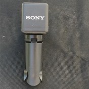 تصویر سه پایه‌ی سونی برای ویدئو پروژکتور MP-CD1 به همراه پرده نمایش رومیزی 17 اینچ 