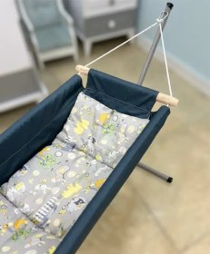 تصویر گهواره سنتی پایه فلزی مدل کلاسیک.( پرداخت درب منزل ) Gahvare_nozad