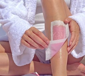 تصویر پد موبر پا و بدن بایفاس بسته 24 عددی ا Byphasse Cold Wax Strips (24 STRIPS + 4 WIPES) Legs & Body For Senstive Skin Byphasse Cold Wax Strips (24 STRIPS + 4 WIPES) Legs & Body For Senstive Skin