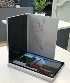 تصویر سرفیس بوک 3 (surface book3) استوک i7-10th رم 32 حافظه 512 گرافیک 4G1650GTX 