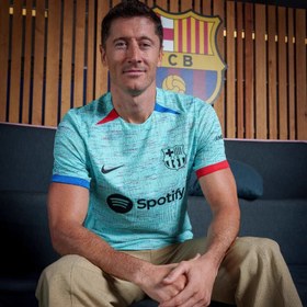 تصویر کیت سوم بارسلونا 2024 – پیراهن و شورت 