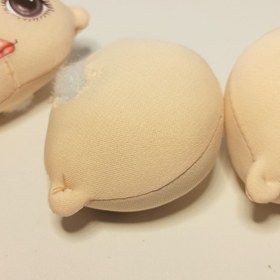 تصویر عروسک چهره سر آمده 