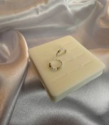 تصویر پرسینگ بینی حلقه ای مرواریدی 