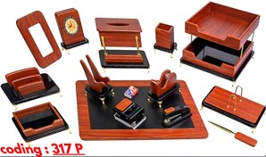 تصویر ست رومیزی مدیریتی 17 تیکه قائم کد 317 Ghaem 317 Leather 17 Pieces Desktop Office Set